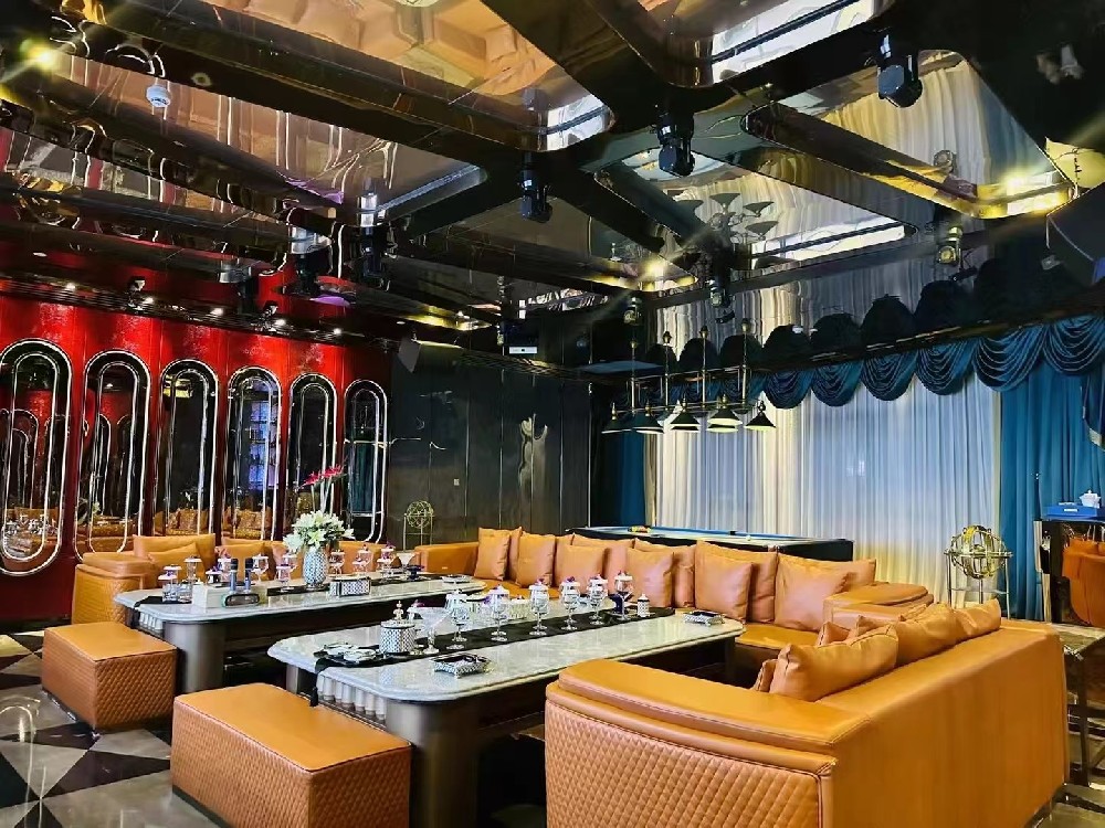 南昌夜场招聘,南昌高端夜场,免费住酒店,公司楼上很便捷